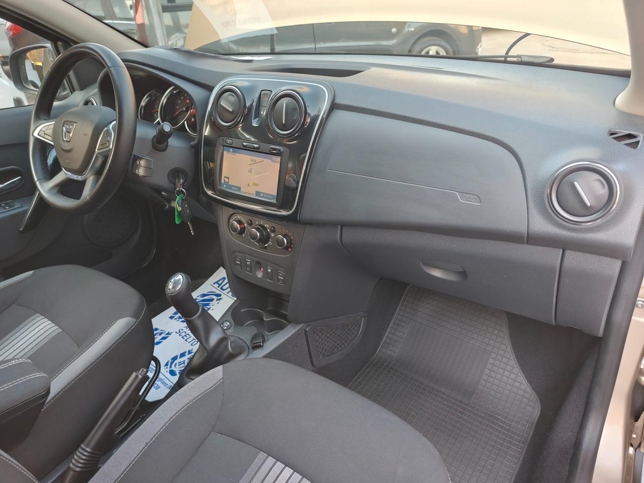Dacia Sandero Stepway TCE BENZINA E GPL DI SERIE