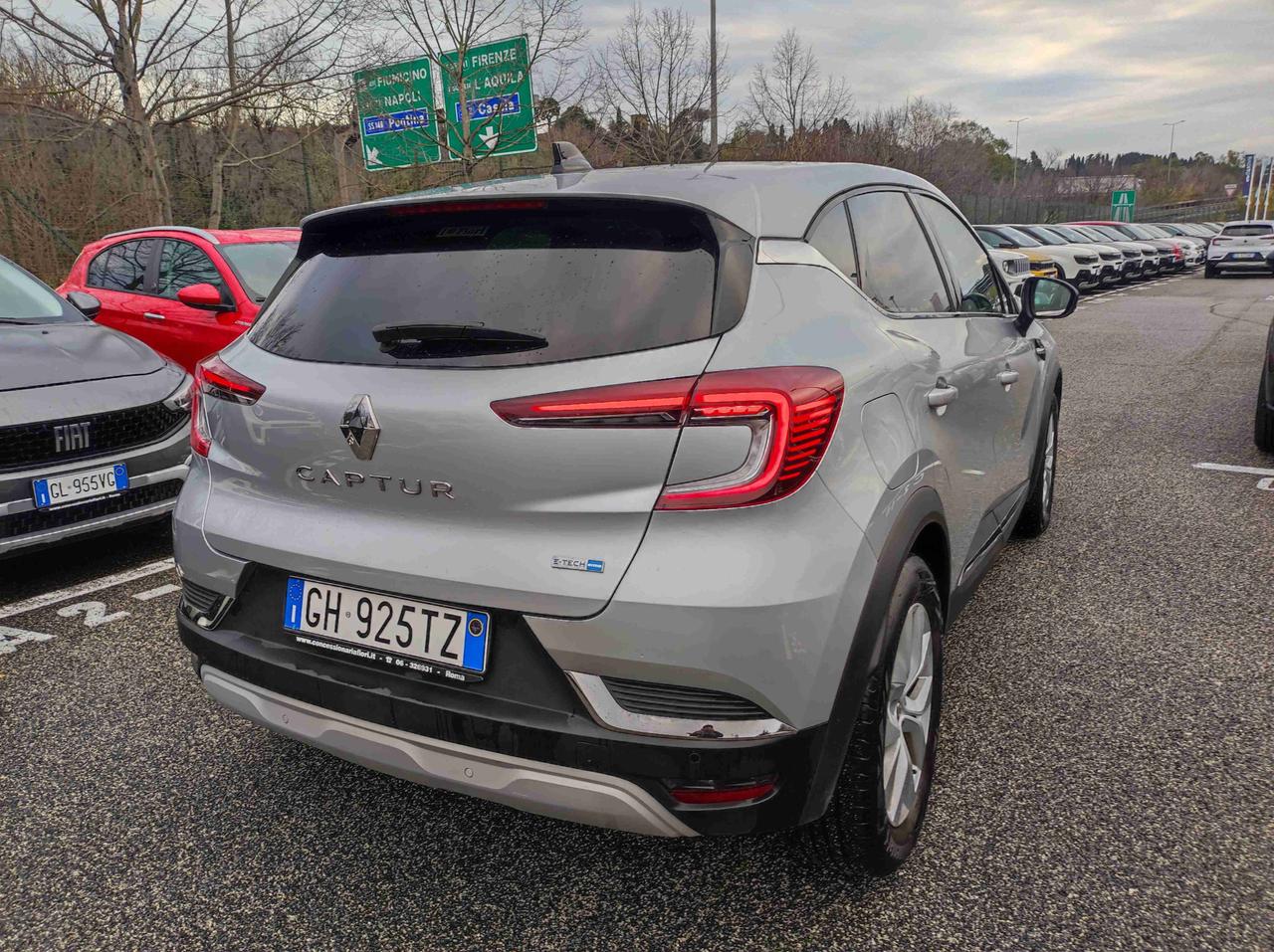 RENAULT Captur II 2019 - Captur 1.6 E-Tech hybrid Intens 145cv auto