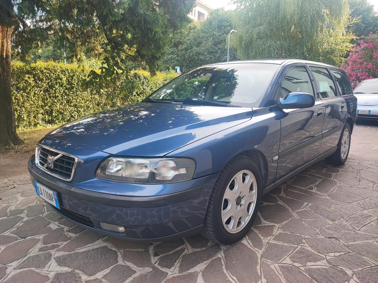 Volvo V70/XC70 2.4 b/GPL 170 CV storico lavori