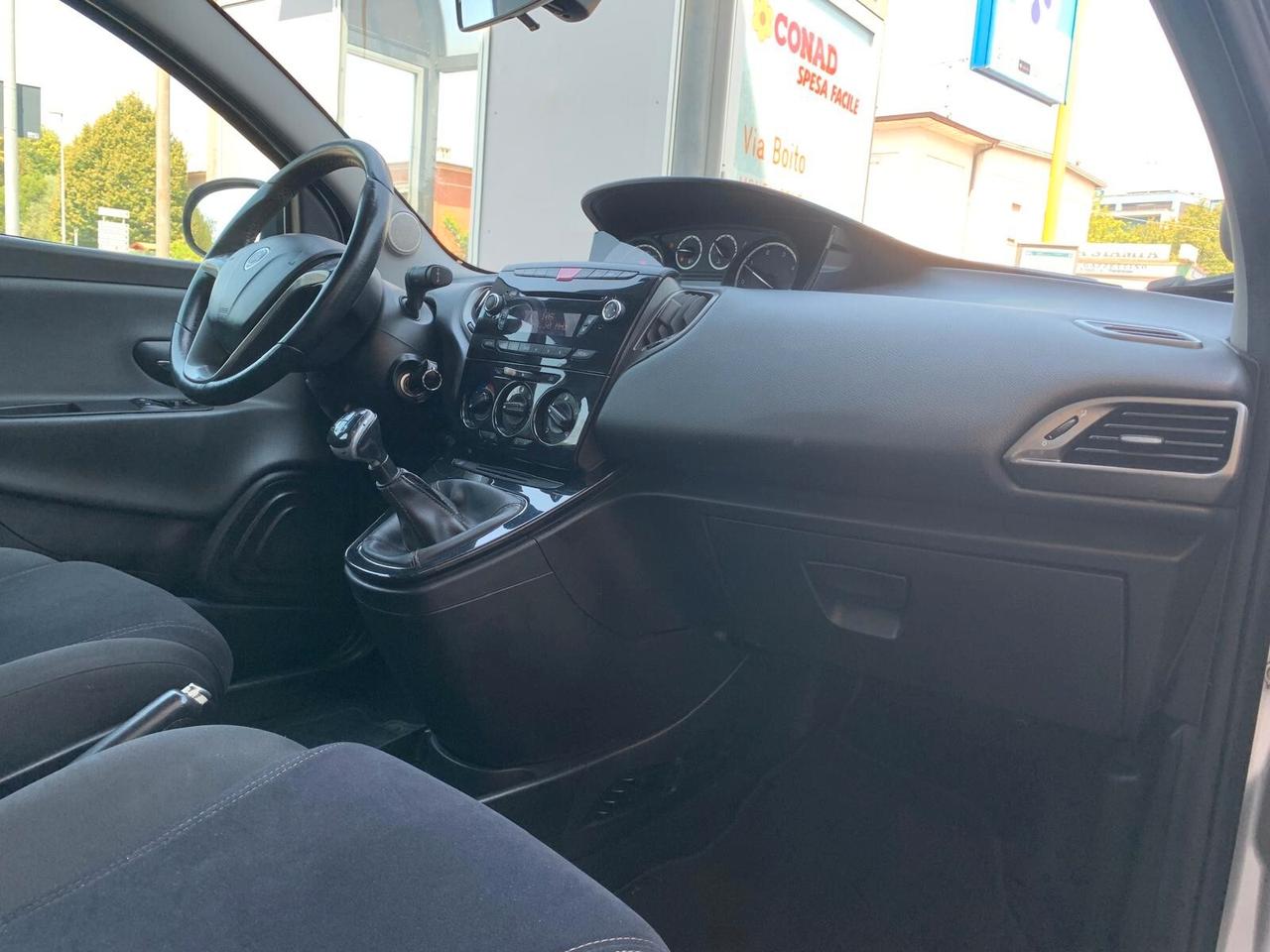 Lancia Ypsilon 1.3 MJT 95 CV 5 p. S&S Neopat.