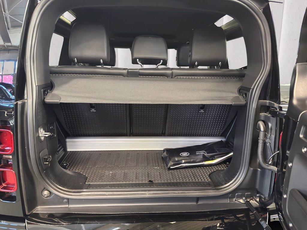 LAND ROVER Defender (2019) LAND ROVER 90 3.0D I6 250 CV AWD Auto X-Dynamic S del 2021