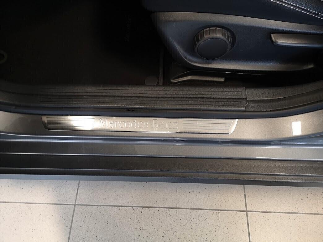 Mercedes-benz GLA 200 180 d Sport 4 MATIC