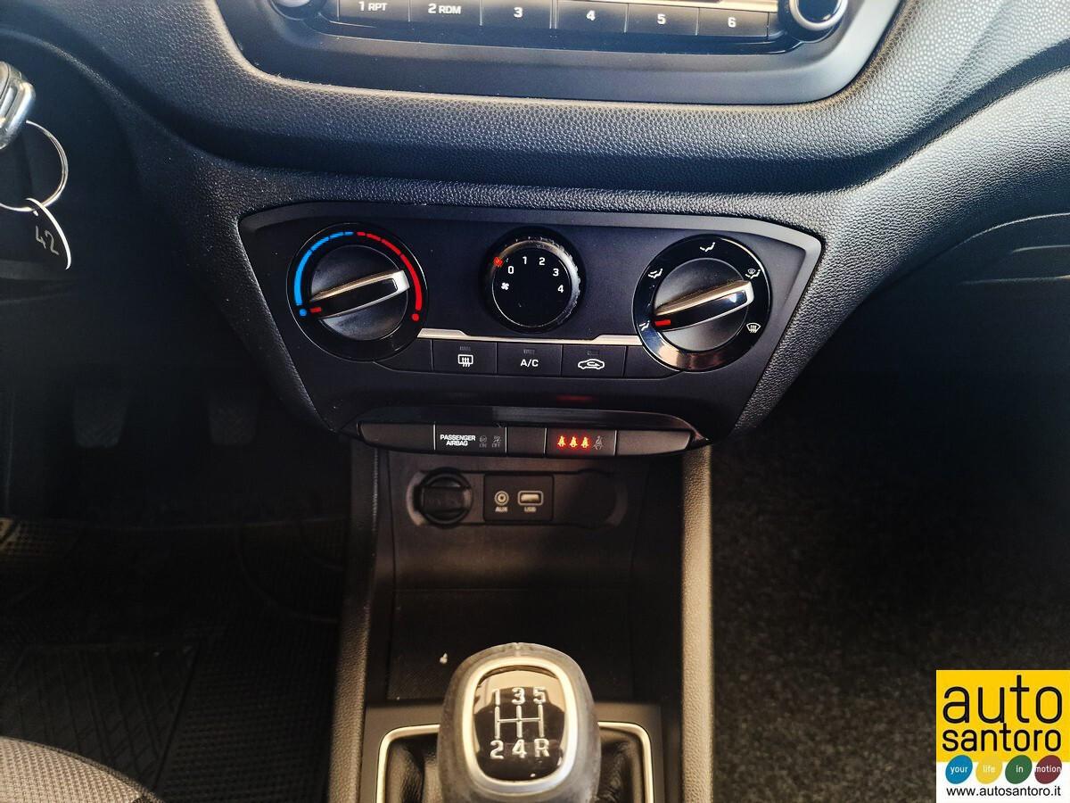 HYUNDAI I20 1.2 BLACKLINE