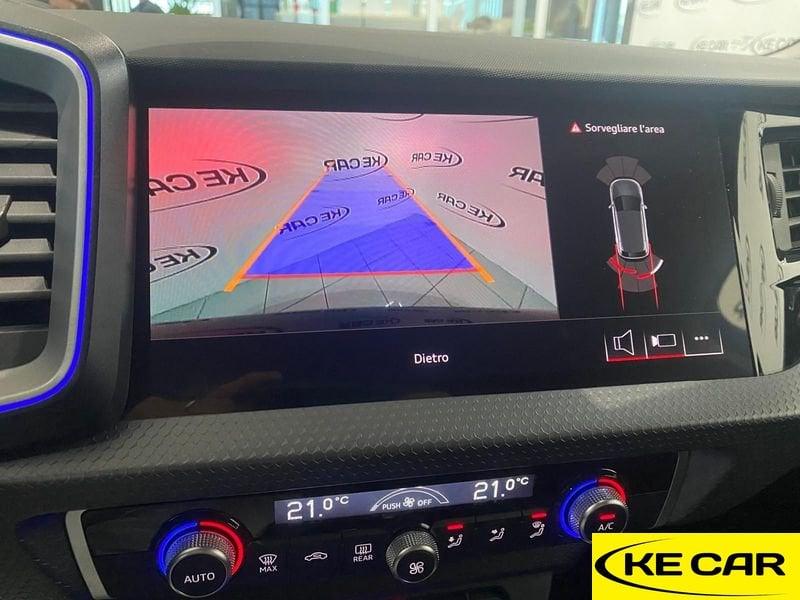 Audi A1 Sportback 30 TFSI S tronic Identity Black-GAR. 05/2029