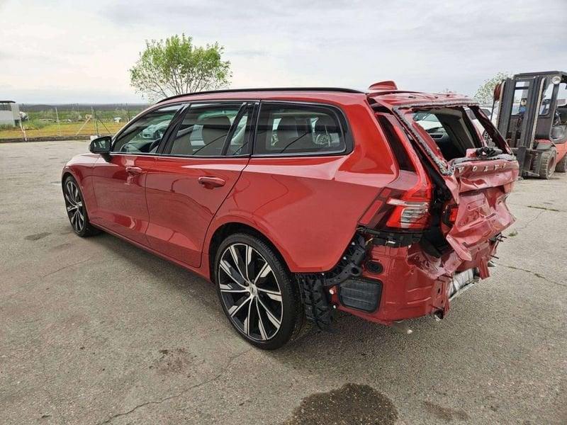 Volvo V60 2.0 b4 Plus Dark auto RUN&DRIVE - INCIDENTATA