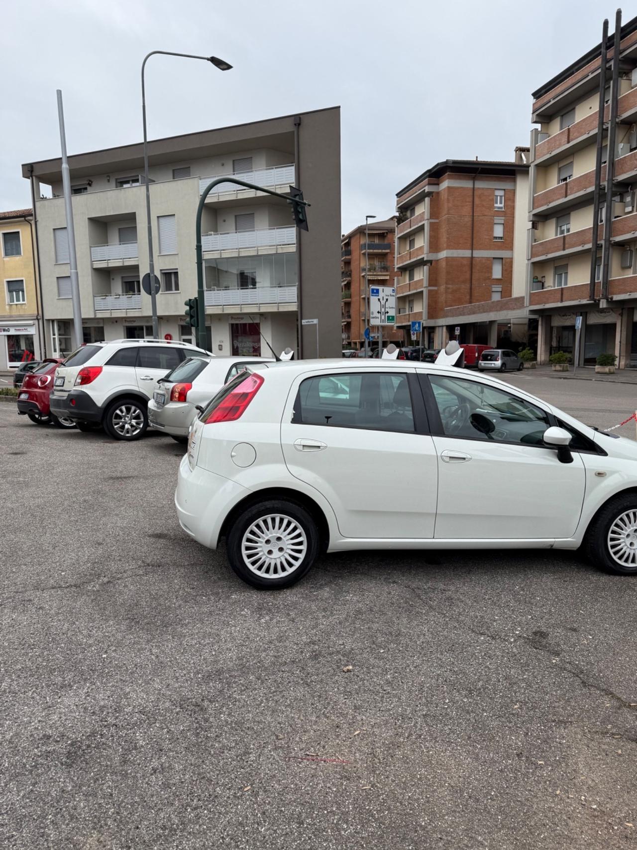 Fiat Grande Punto 1.3 MJT 75 CV 5 porte Actual