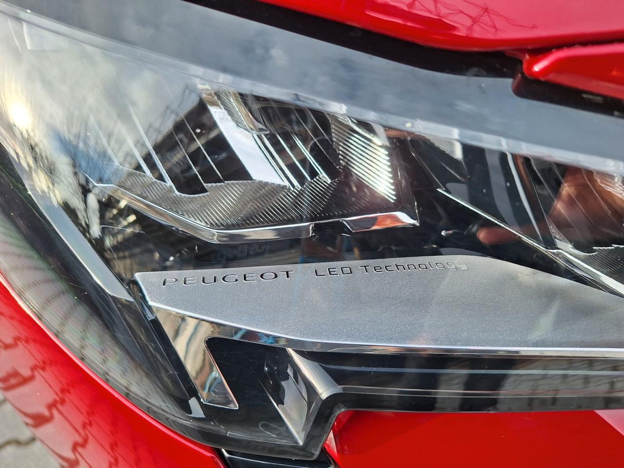 Peugeot 3008 PureTech Turbo 130 S&S Allure X NEOPATENTATI IVA ESPOSTA