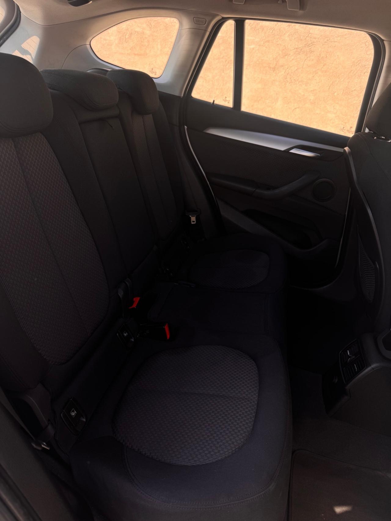 Bmw X1 sDrive18d Business