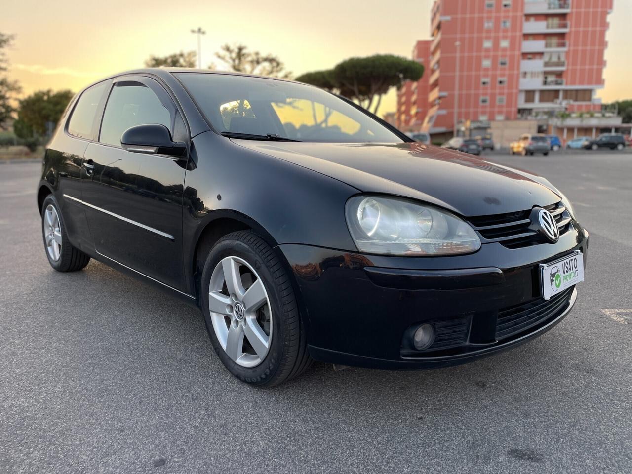 VW Golf V 1.6 fsi 3p 115cv 3.000e di lavori 2024!