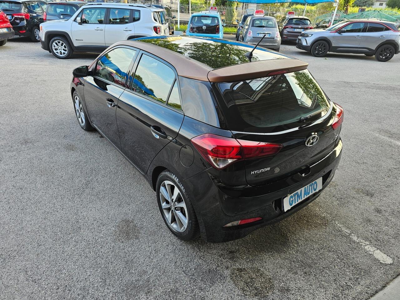 Hyundai i20 1.2 84 CV 5 porte Gpl