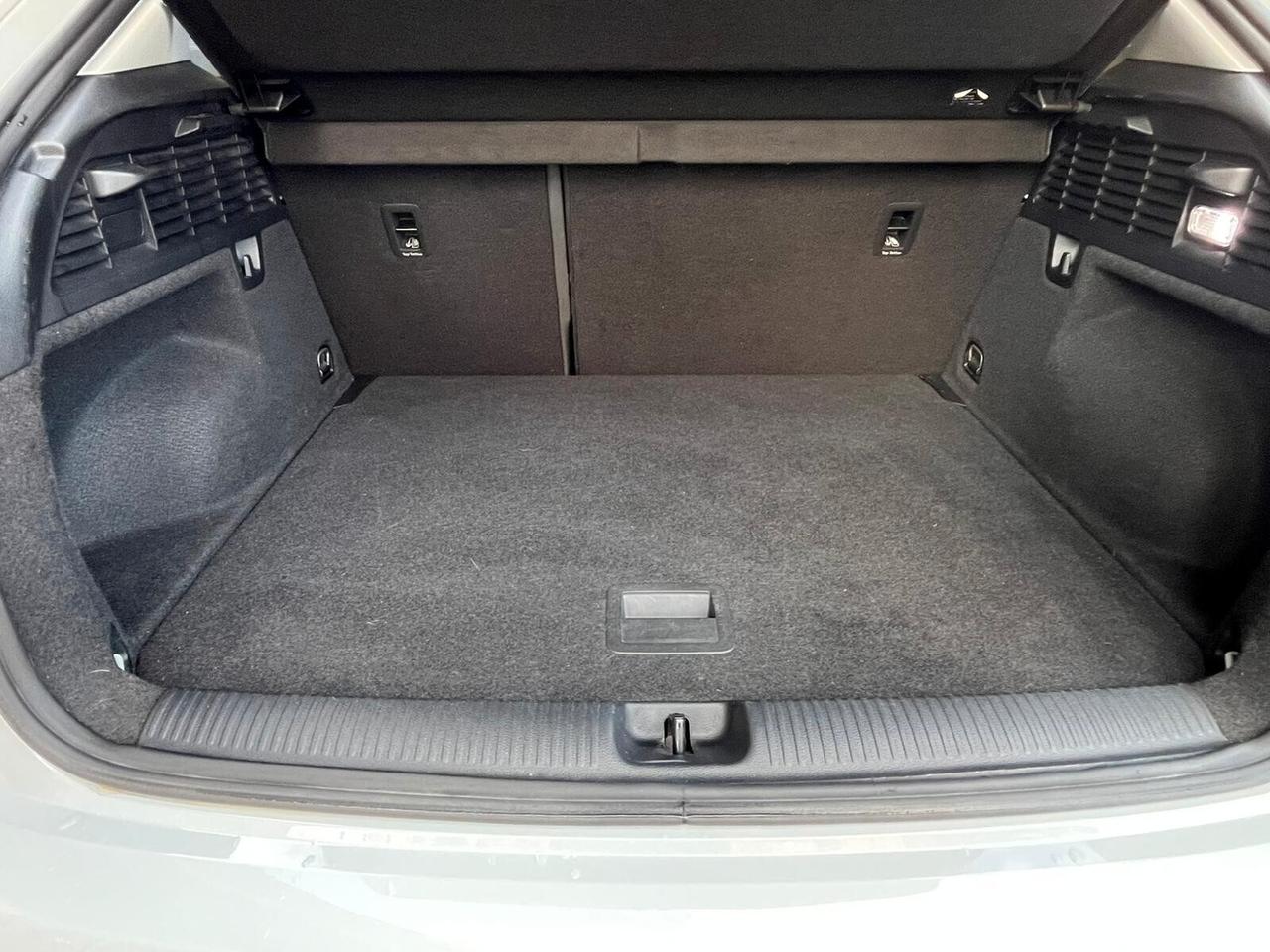 Audi Q2 30 TDI Edition S-LINE ESTERNO