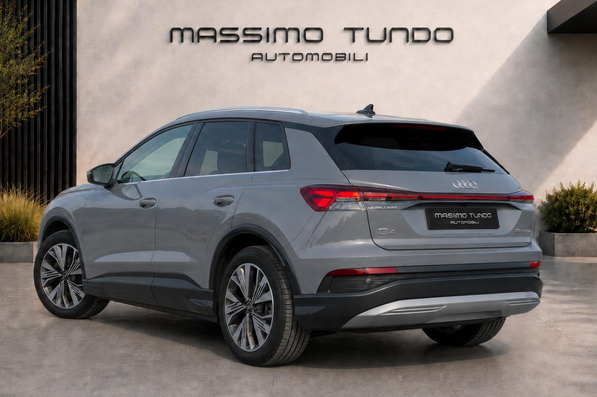 AUDI Q4 e-tron Advanced