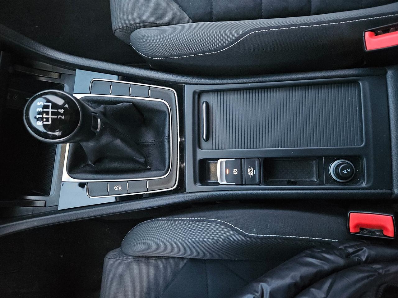 Volkswagen Golf 1.6 TDI 5p. Highline BlueMotion Technology