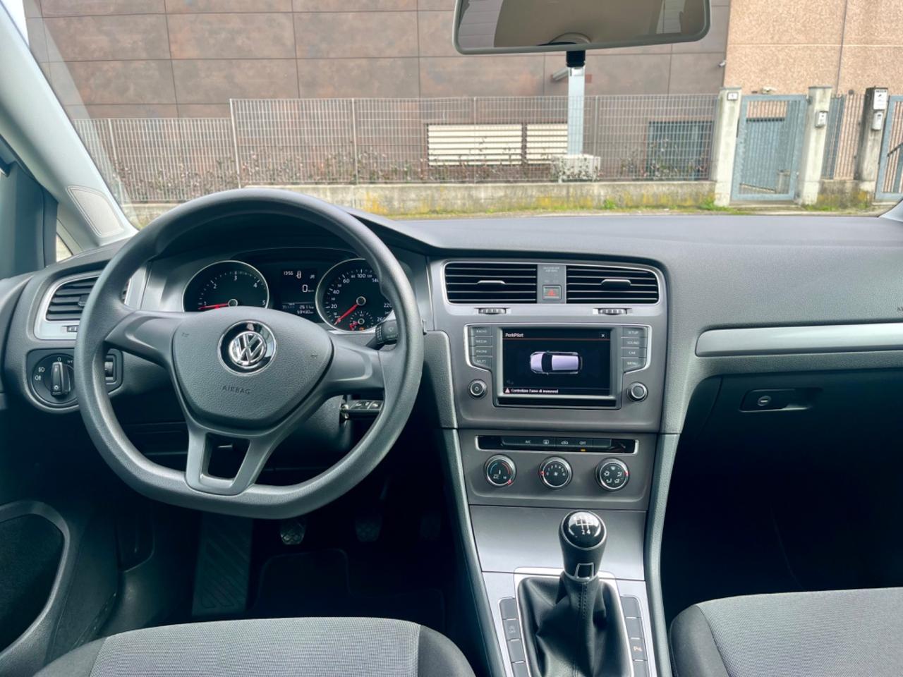 VW Golf 1.6tdi 90cv 2015 59.000km pari al nuovo