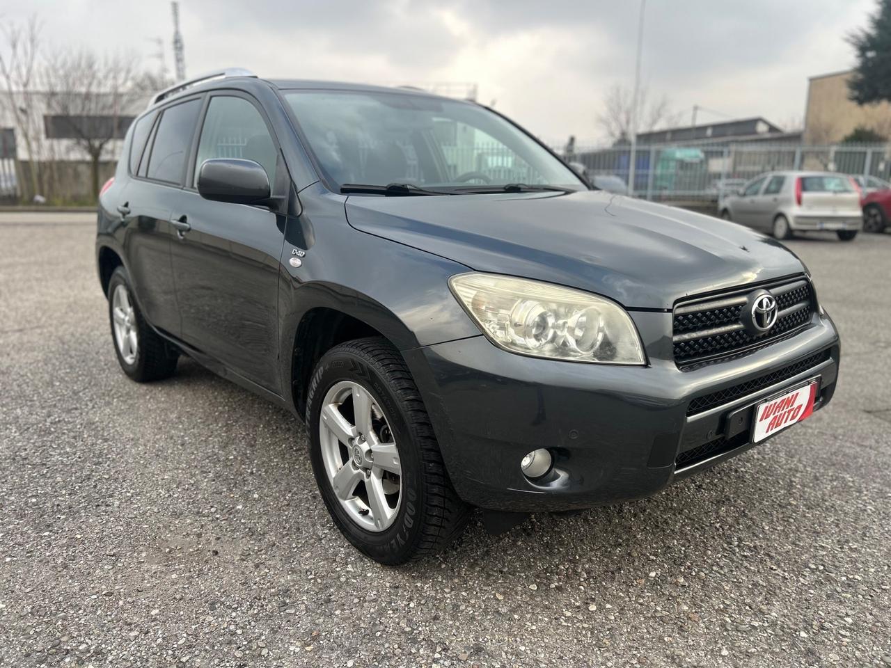 Toyota RAV 4 RAV4 2.2 D-4D 136 CV Sol