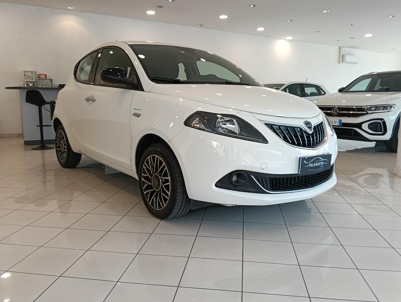Lancia Ypsilon 1.0 FireFly 5 porte S&S Hybrid Gold Plus