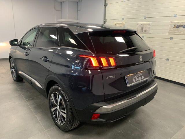 PEUGEOT 3008 1.5 BlueHDi EAT8 Allure Pack