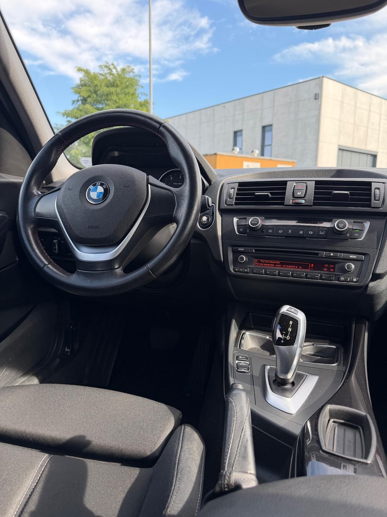 Bmw 118 118d 5p. Msport