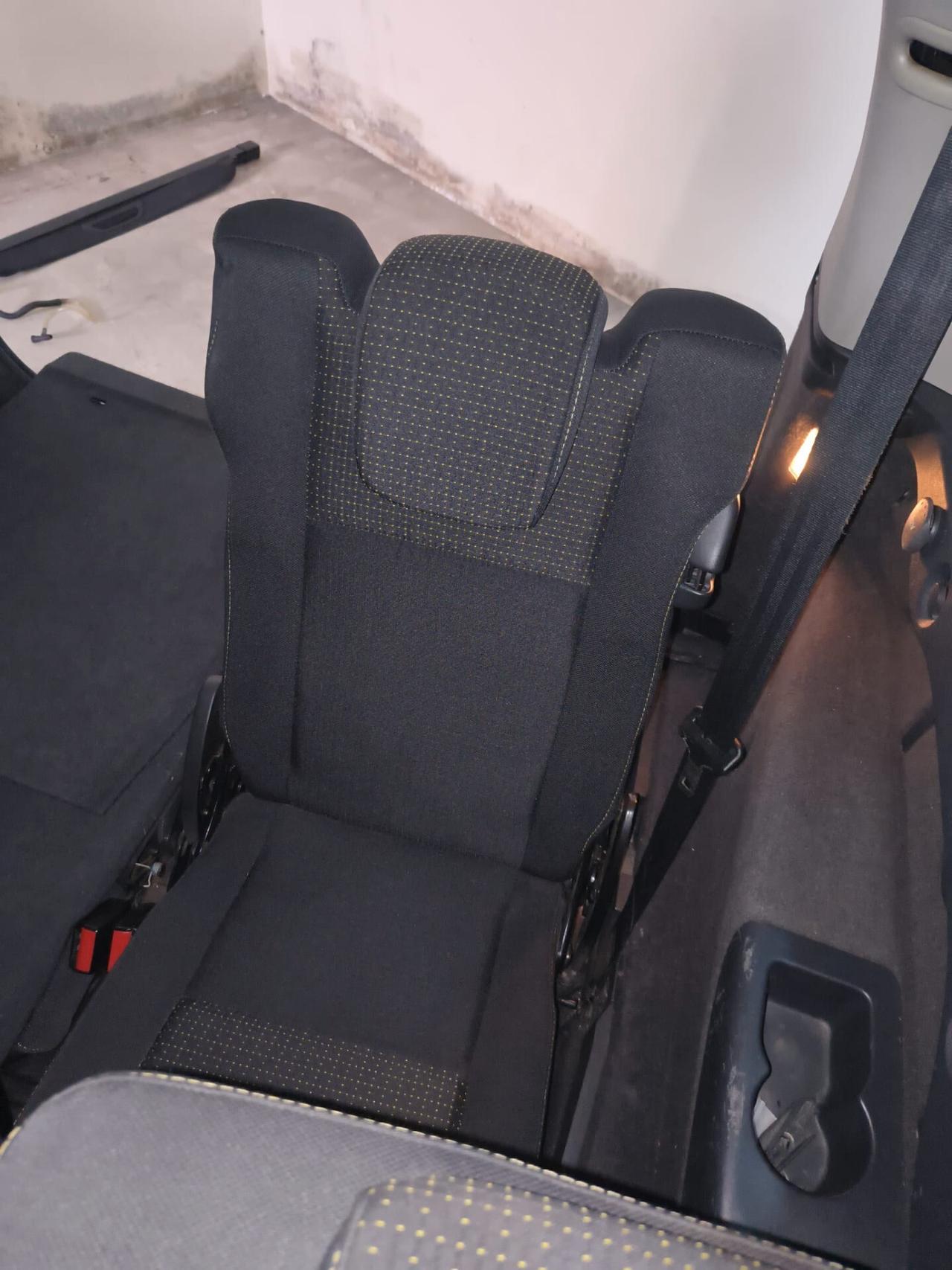 Renault Scenic Scénic 1.5 dCi 110CV Dynamique 7 POSTI