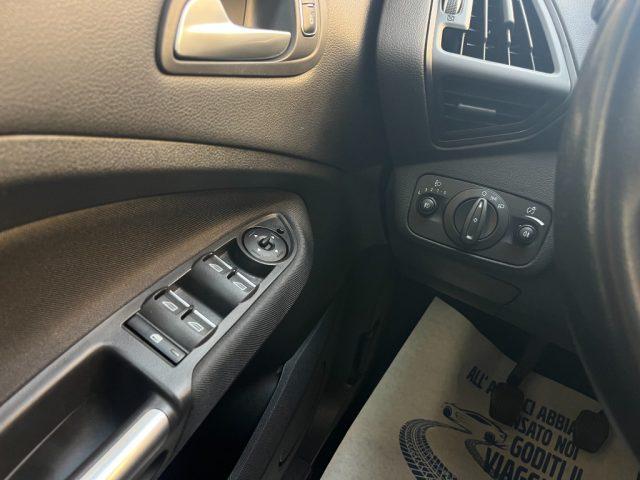 FORD C-Max 1.5 TDCi 120CV Titanium