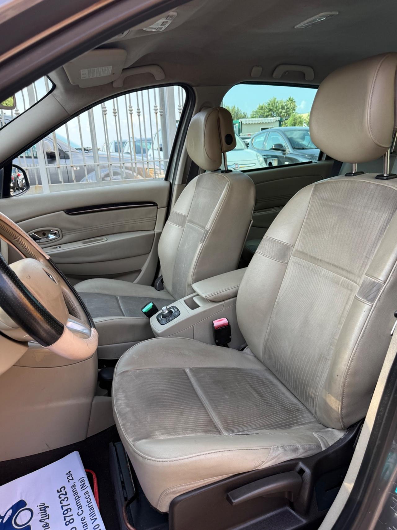 Renault Scenic Scénic X-Mod 1.6 dCi 130CV Luxe