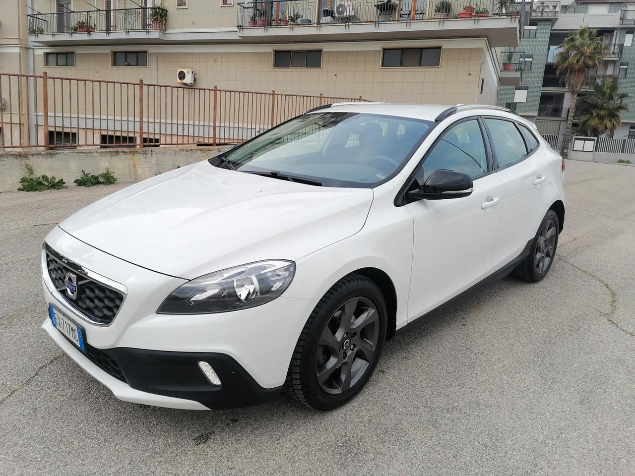 Volvo V40 Cross Country D2 1.6 115cv *52.000 KM**