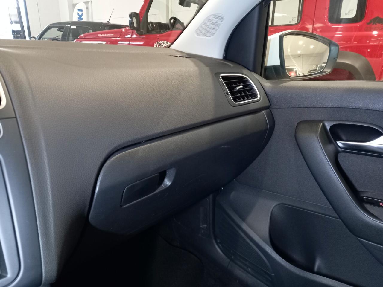 Volkswagen Polo 49.000 km VENDUTA