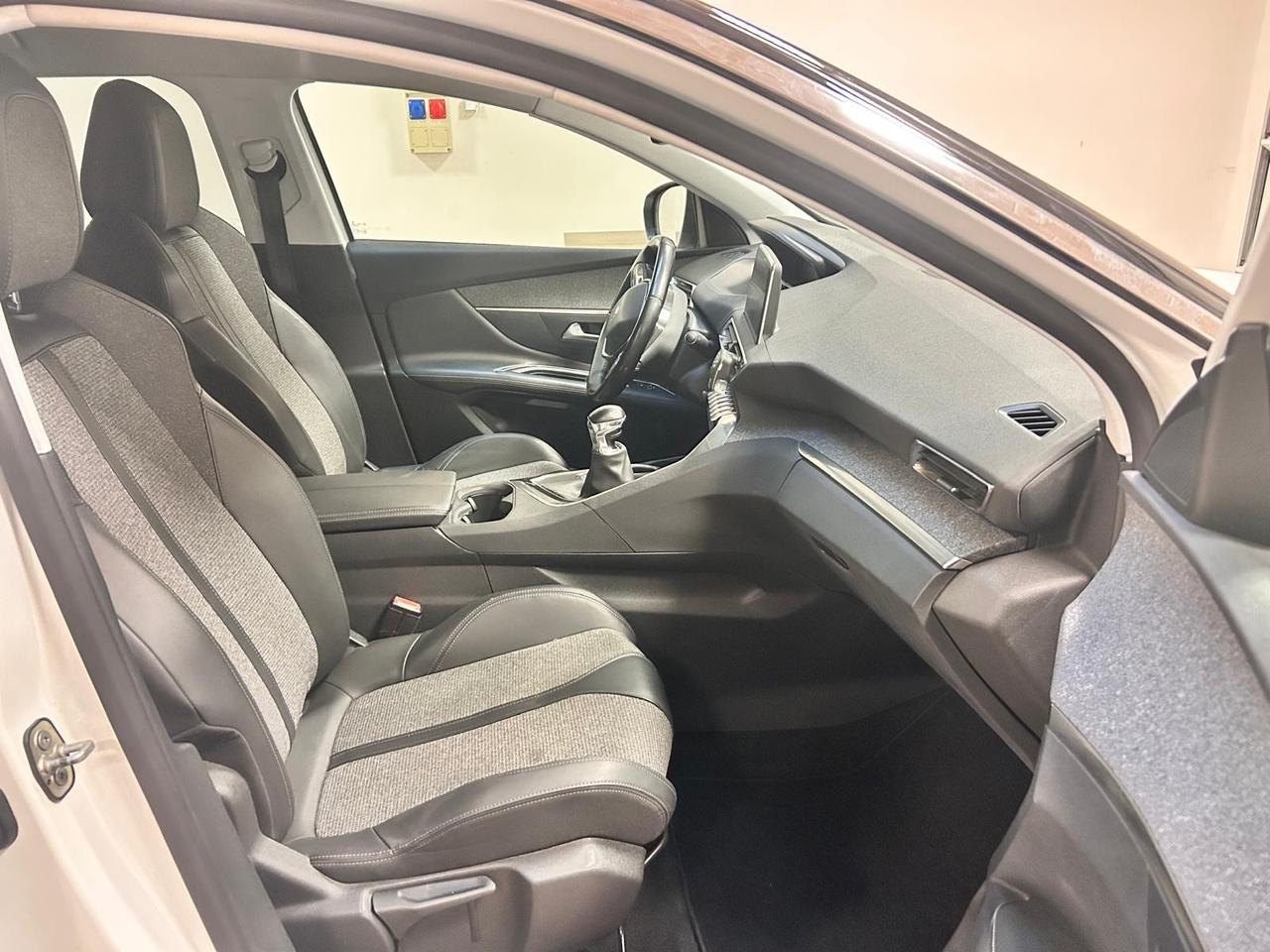 Peugeot 3008 PureTech Turbo 130 S&S Allure