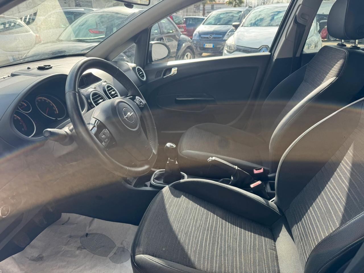 Opel Corsa 1.2 5 porte Edition