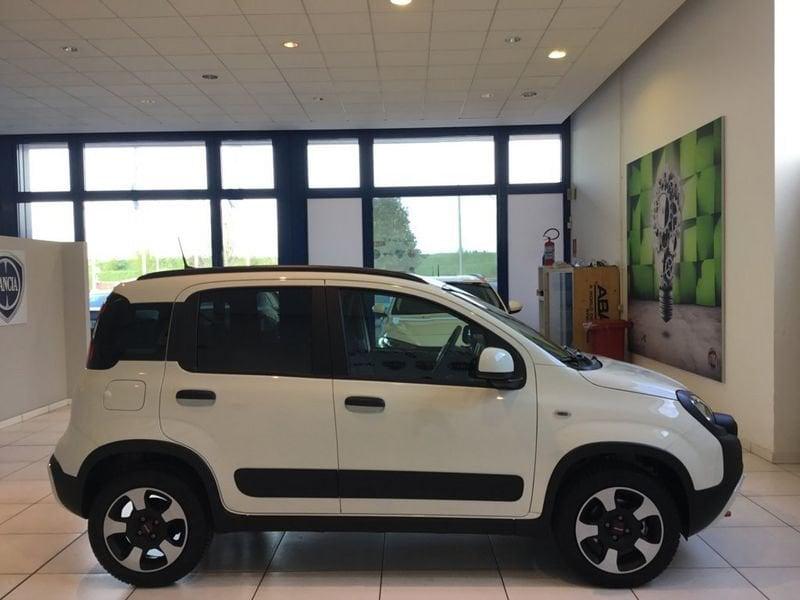 FIAT Panda Cross Panda Cross 1.0 FireFly S&S Hybrid MY24 STK