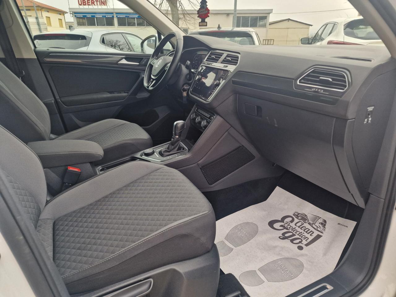 Volkswagen Tiguan 2.0 TDI SCR DSG 4MOTION Business BMT