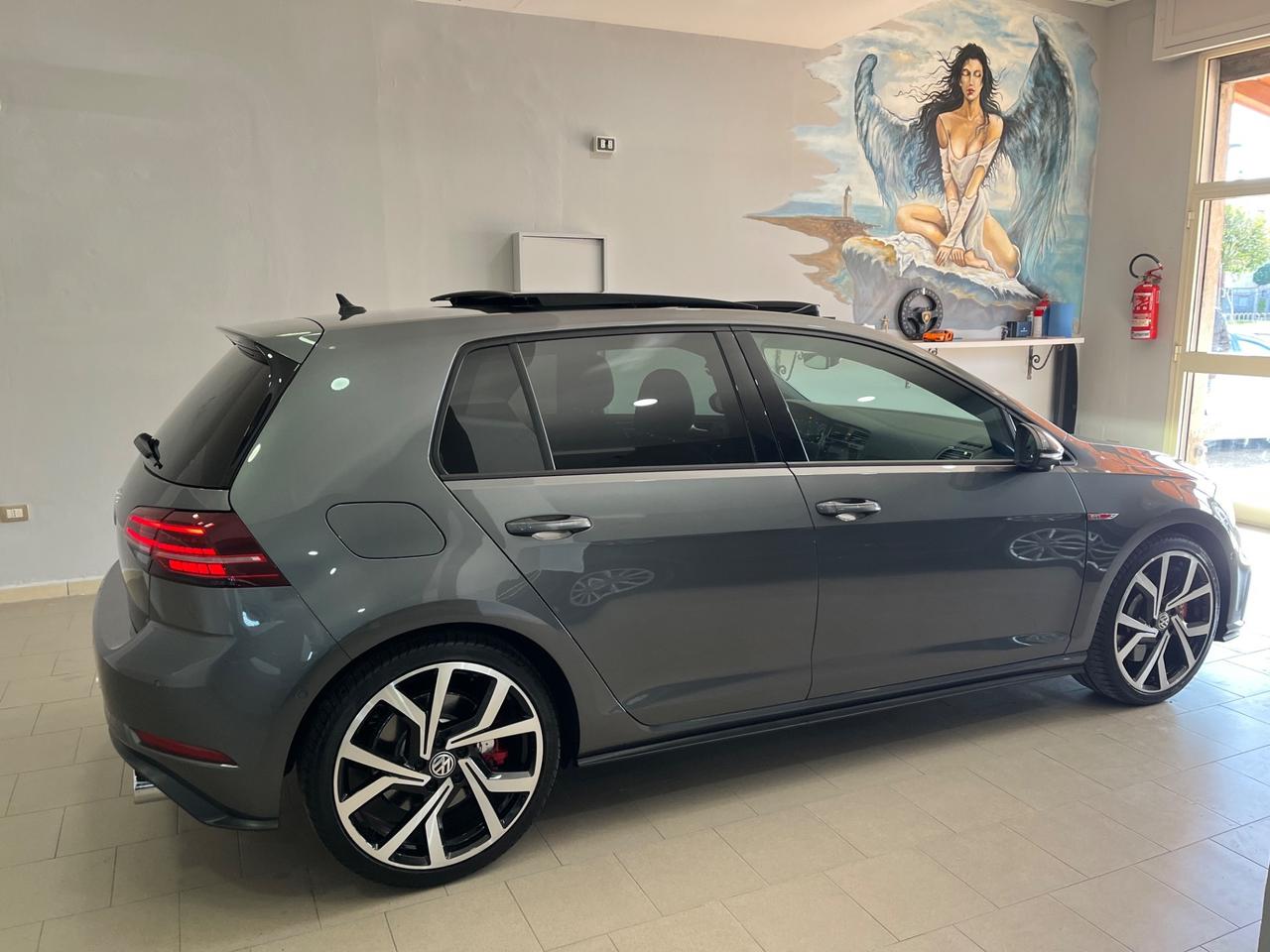 Volkswagen Golf GTI Performance 2.0 245 CV TSI DSG 5p. BMT
