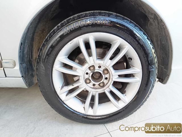 LANCIA Ypsilon 1.2 69 CV Unyca