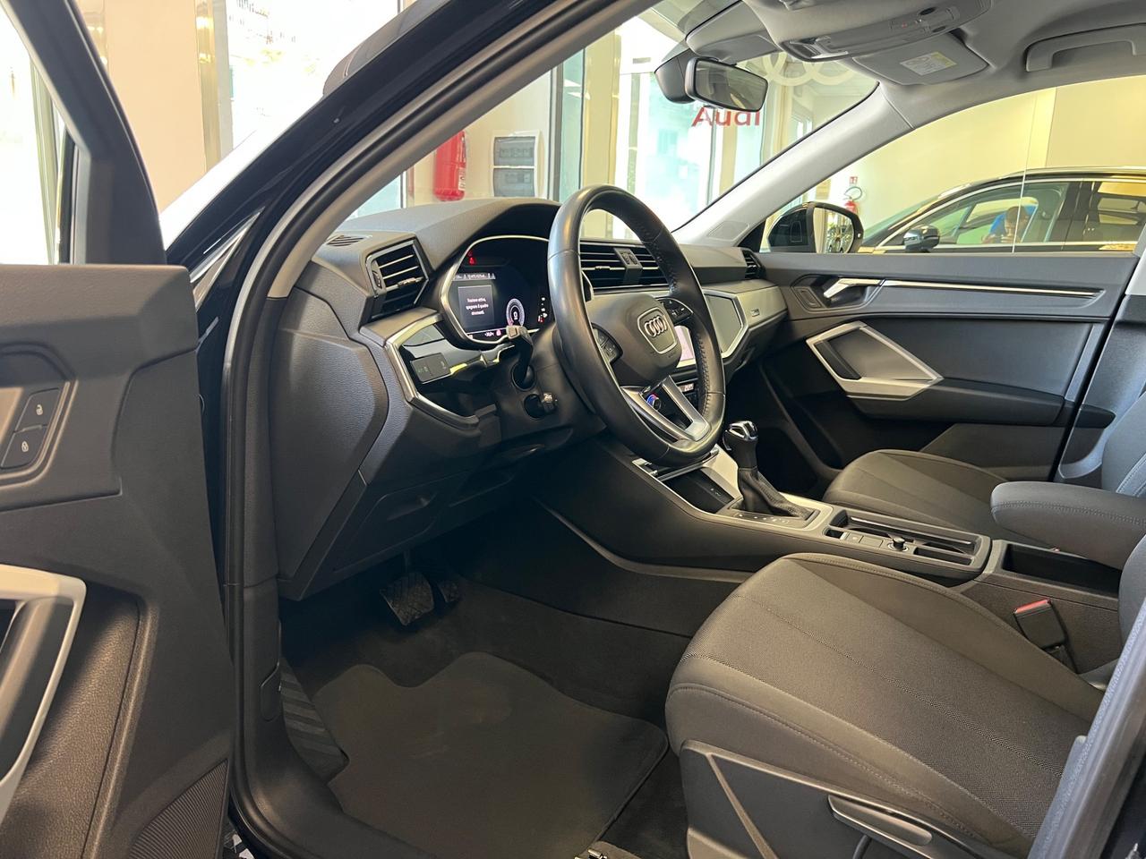 Audi Q3 35 TDI S tronic line