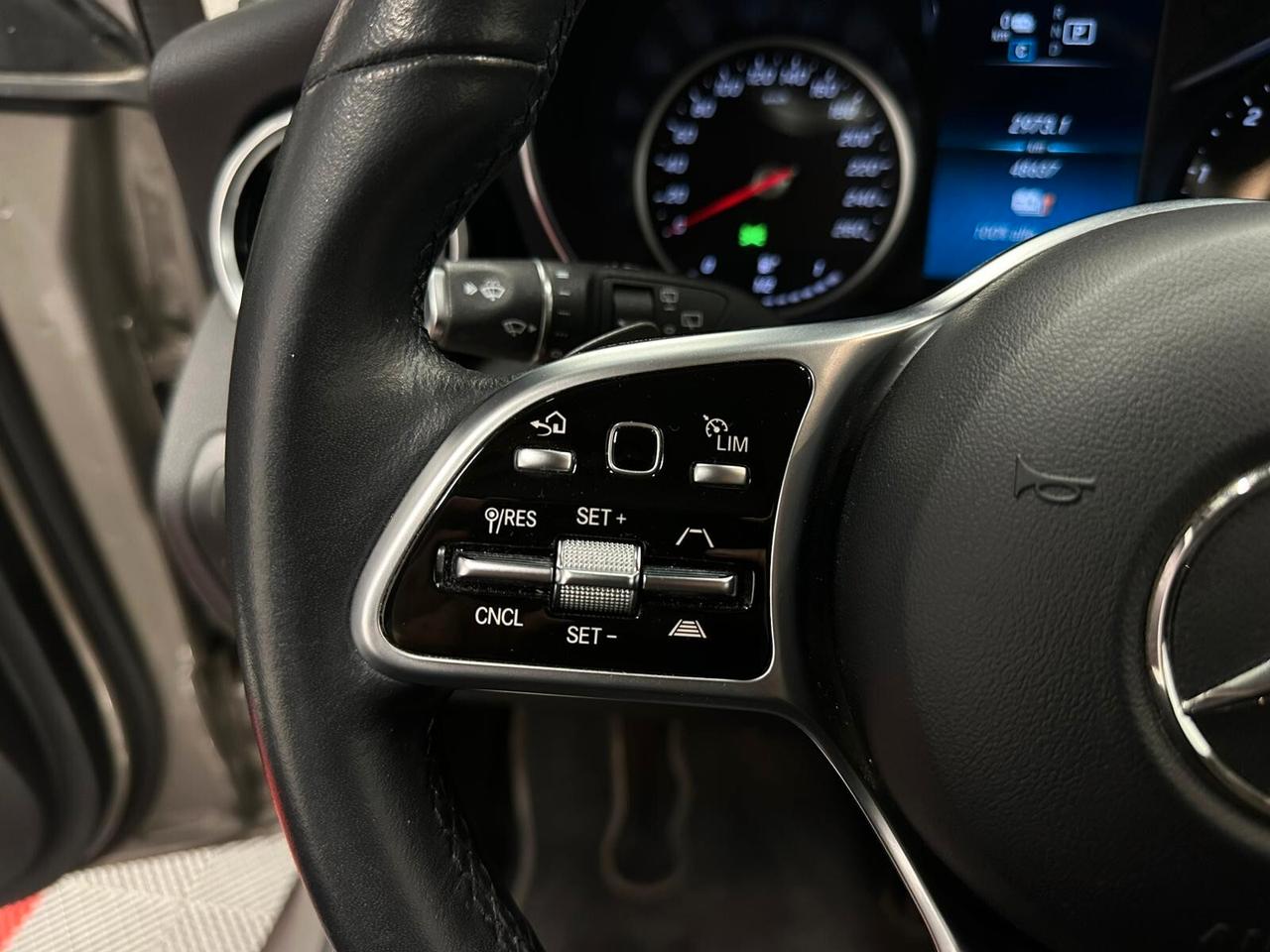 GLC 300 de 4Matic PREZZO REALE IVA ESPOSTA