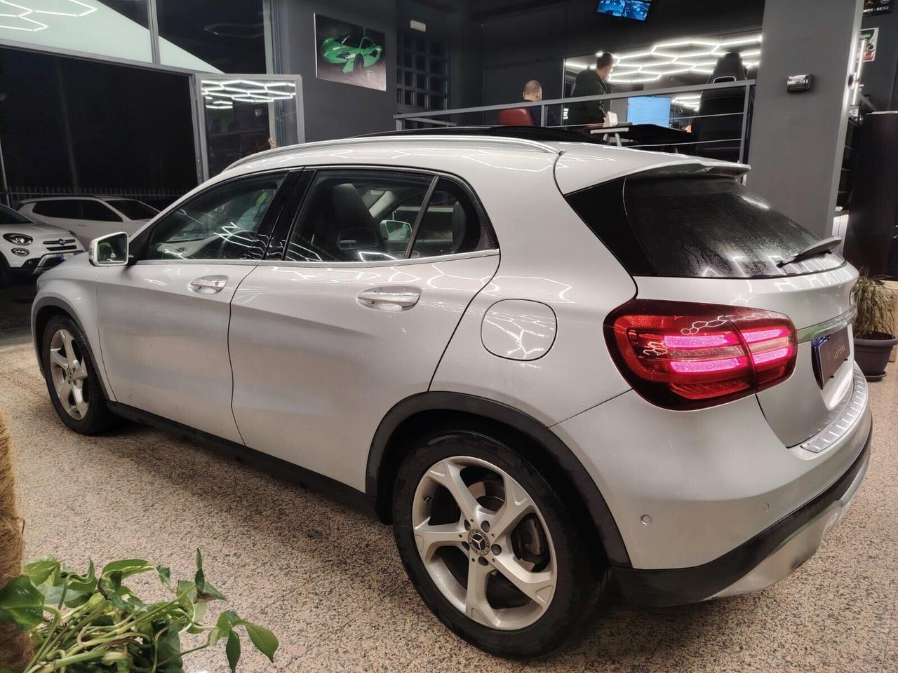 Mercedes-Benz GLA 220 d Automatic 4Matic Sport
