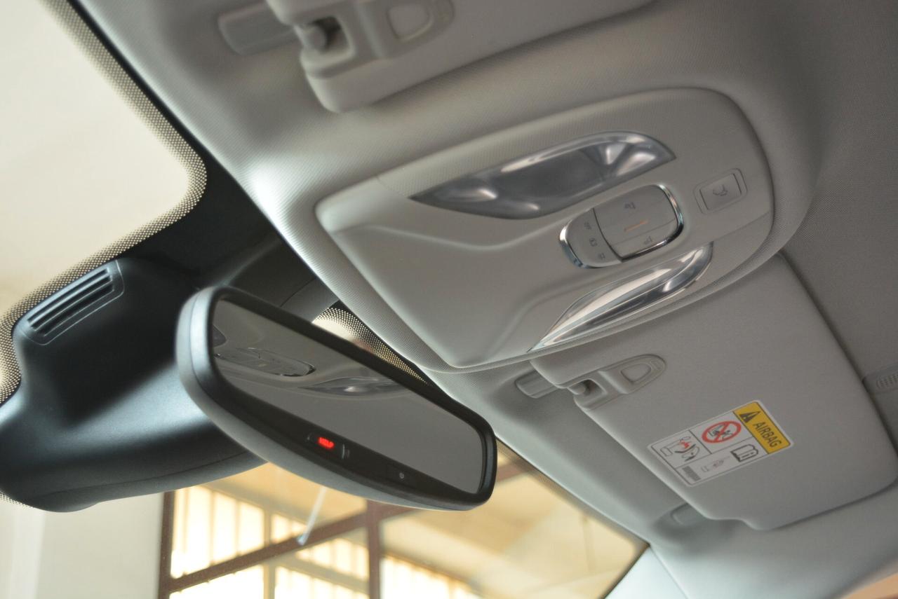 Jeep Compass 16 Mjet 130 cv Limited camera 360