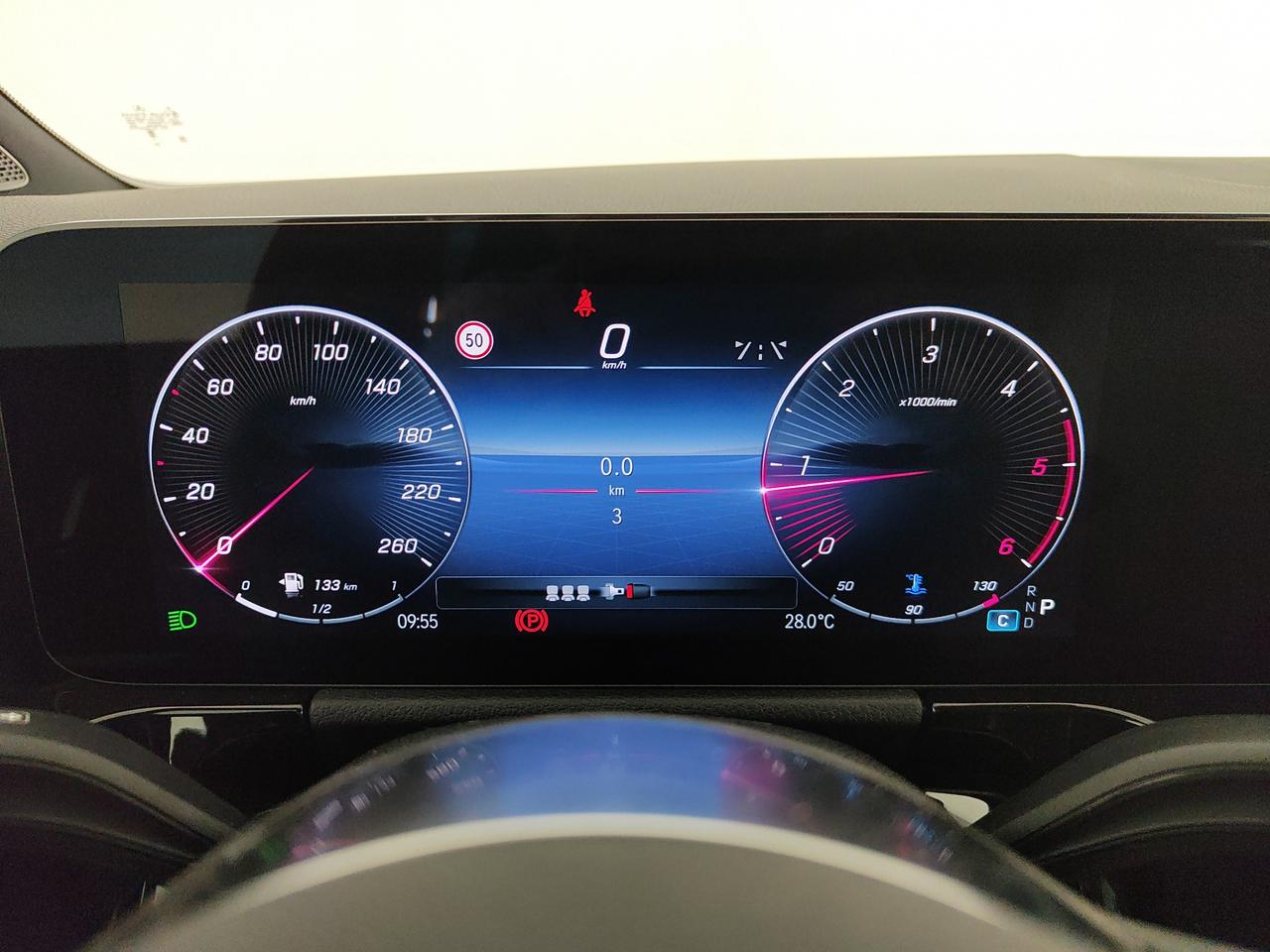 Mercedes-Benz GLA 200 d