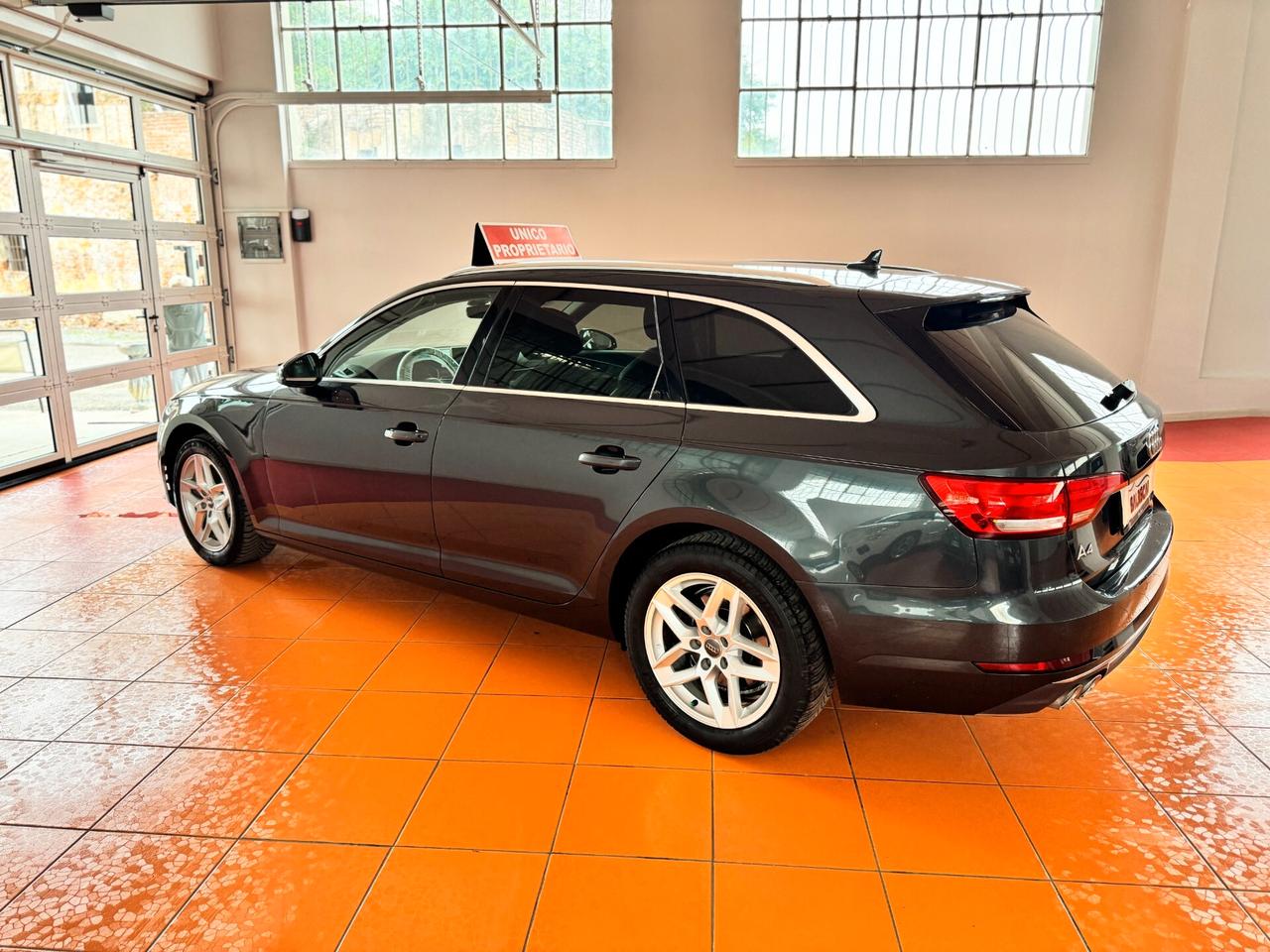 Audi A4 Avant 2.0 TDI 190 CV ultra S tronic Design