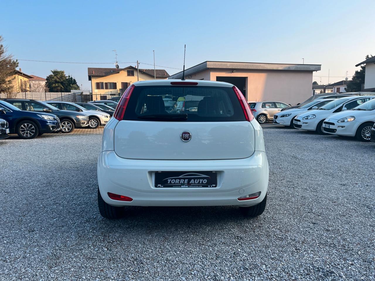 Fiat Punto 1.3 MJT II S&S 95 CV 5 porte Street