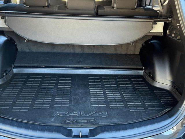 TOYOTA RAV 4 MY23 2.5 VVT-i Hybrid 4WD Dynamic