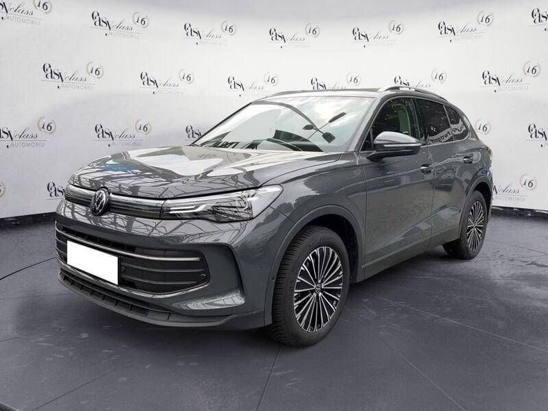 Volkswagen Tiguan Tiguan 2.0 TDI 150 CV DSG Life Cockpit Camera 18"