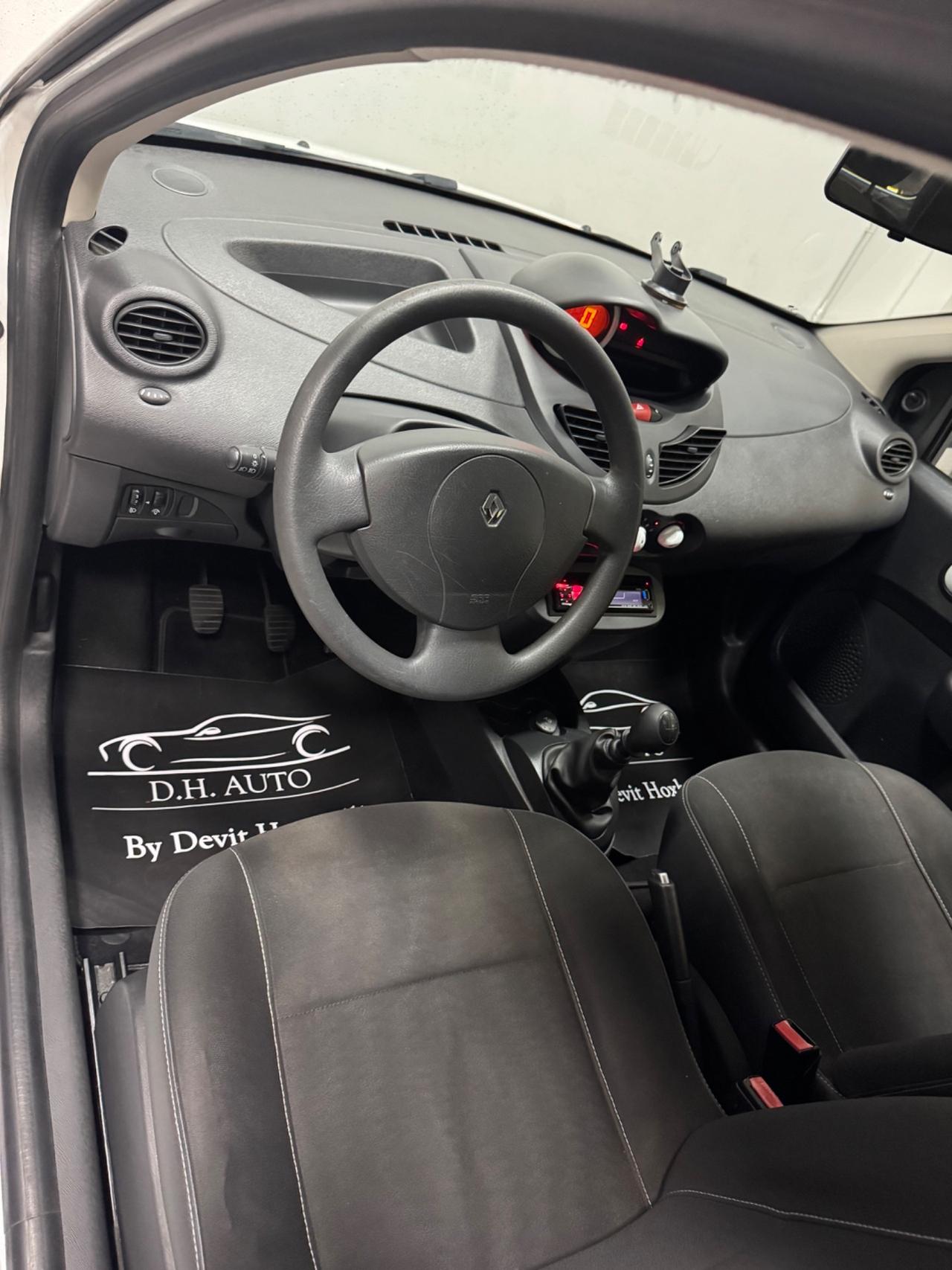 Renault Twingo 1.2 16V Live
