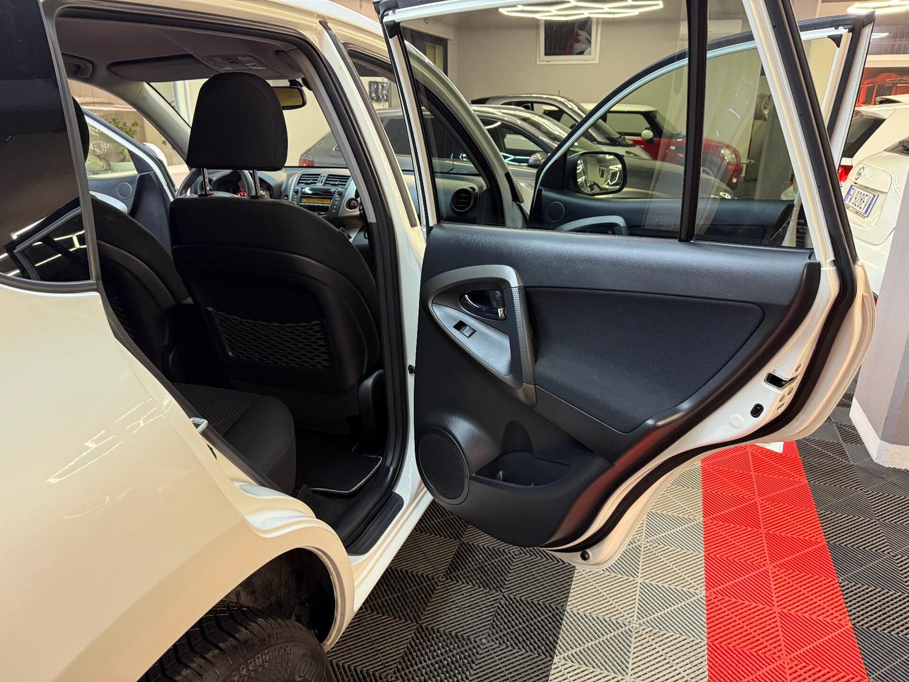 Toyota RAV 4 Crossport 2.2 D-4D - FABIANOAUTO