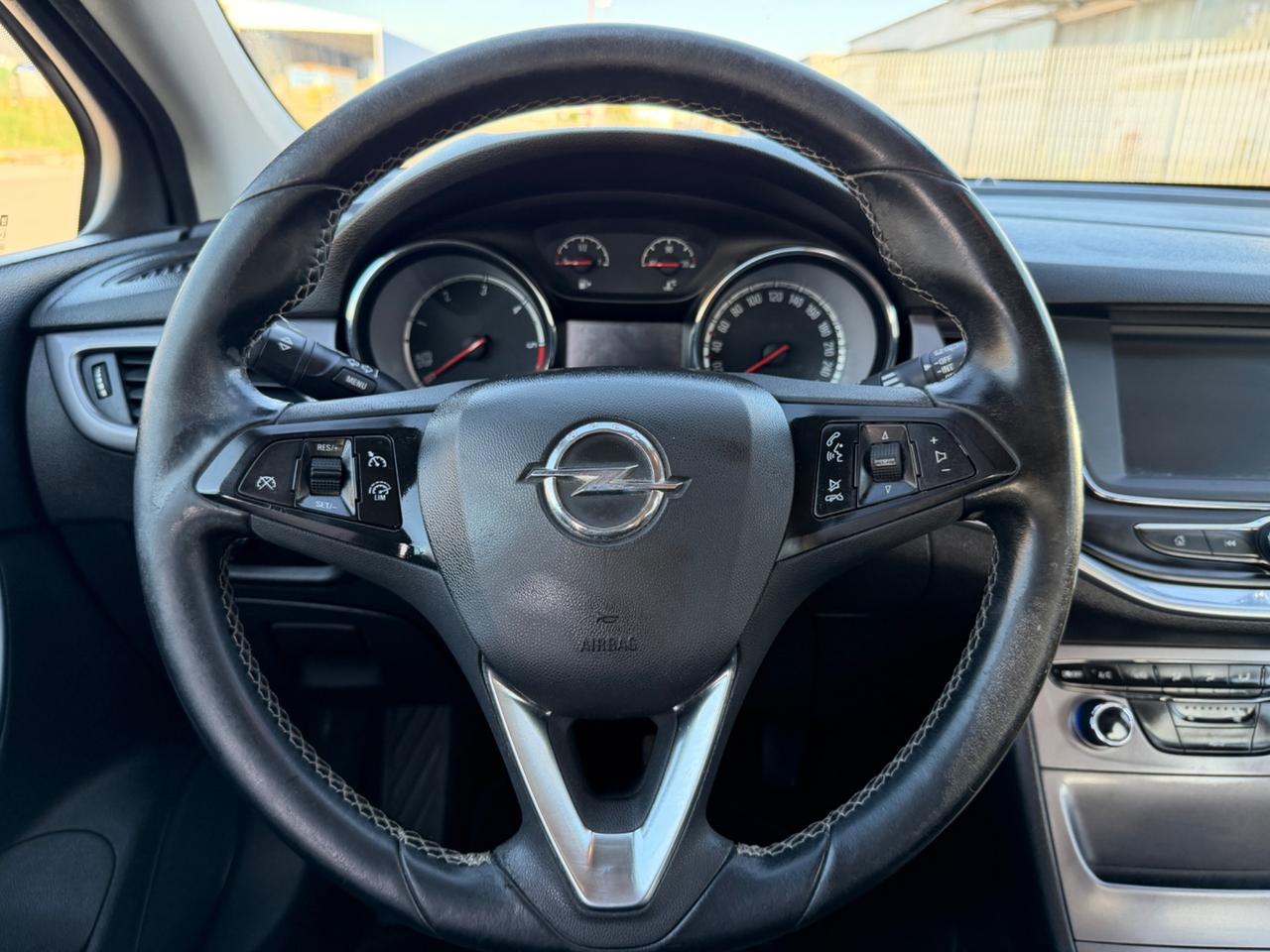 Opel Astra 1.6 CDTi 136CV 12M GARANZIA