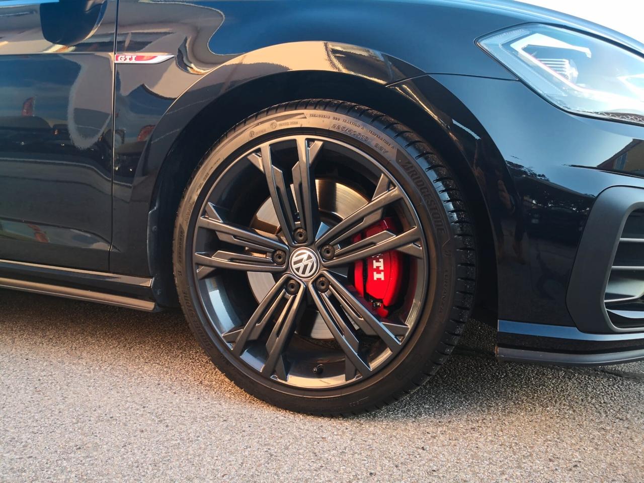 Volkswagen Golf GTI Performance 2.0 245 CV TSI DSG 5p. ***SU APPUNTAMENTO***