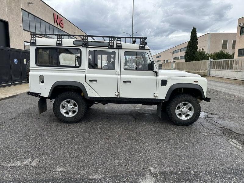 Land Rover Defender Defender 110 2.4 td Sw 122cv