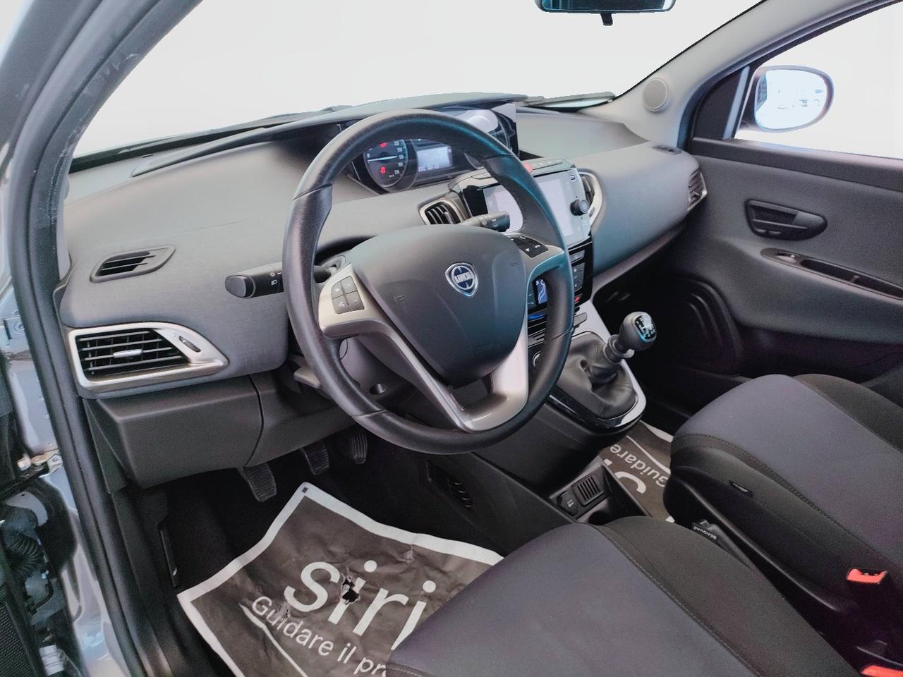 LANCIA Ypsilon III 2021 - Ypsilon 1.0 firefly hybrid Gold s&s 70cv