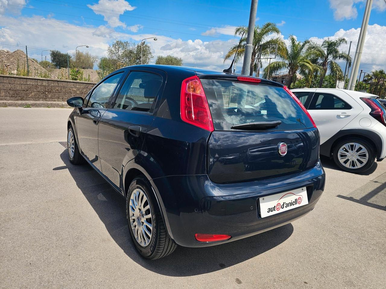 Fiat Punto 1.3 MJT II S&S 95 CV 5 porte Street