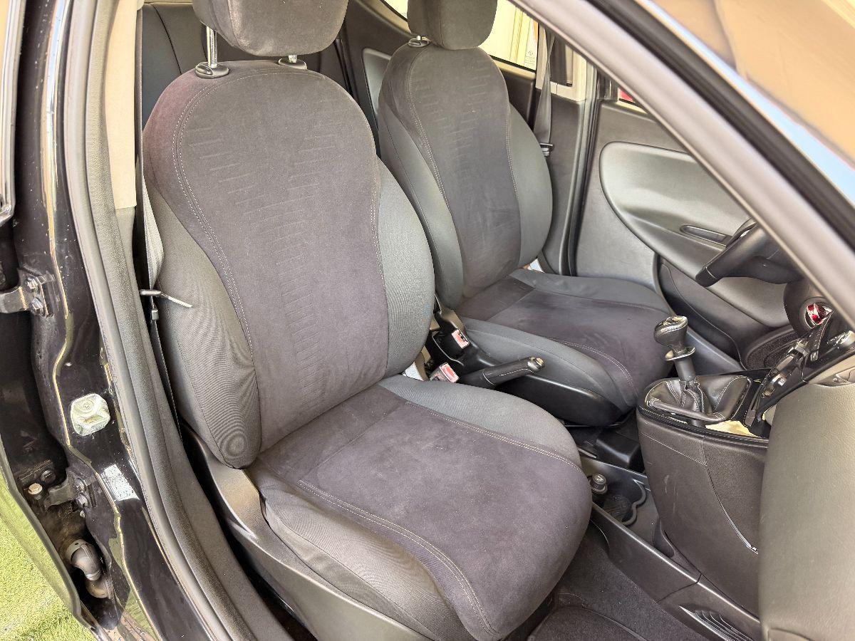LANCIA - Ypsilon 0.9 t.air Silver ecochic metano 80cv